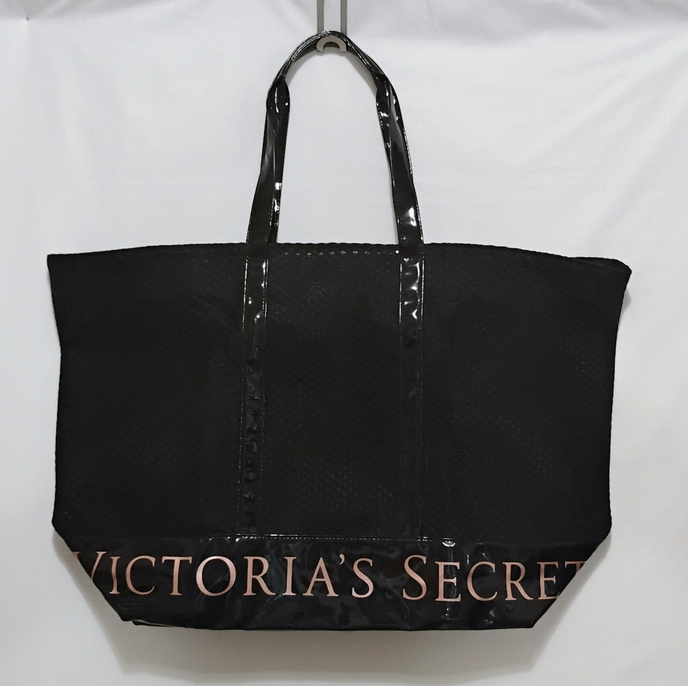 Victoria's Secret Beach Bag or XL Zip Tote Black Mesh 23 inch NICE!